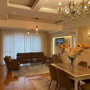 Park Azure شقة