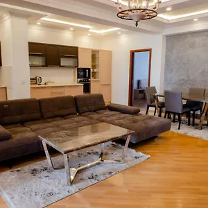 Boulevard Side شقة